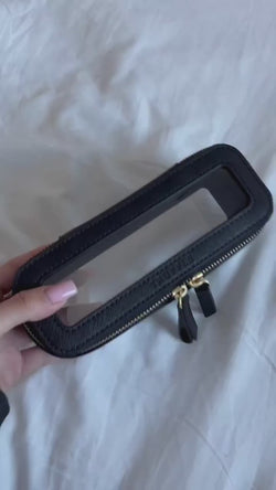 Small case, big difference. 🫶

The Clarity Mini Jetset Case is your go-to for tote bag organization, on-the-go must-haves, and an easy trip through TSA. Shop at truffleco.com. 

#bag #clearbag #stadiumapproved #purse #organization